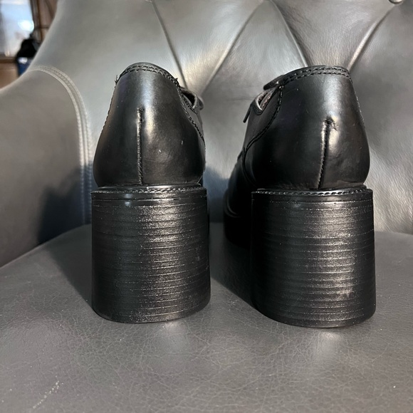 Vintage Steve Madden chunky leather lace up platforms (8) - Picture 6 of 12